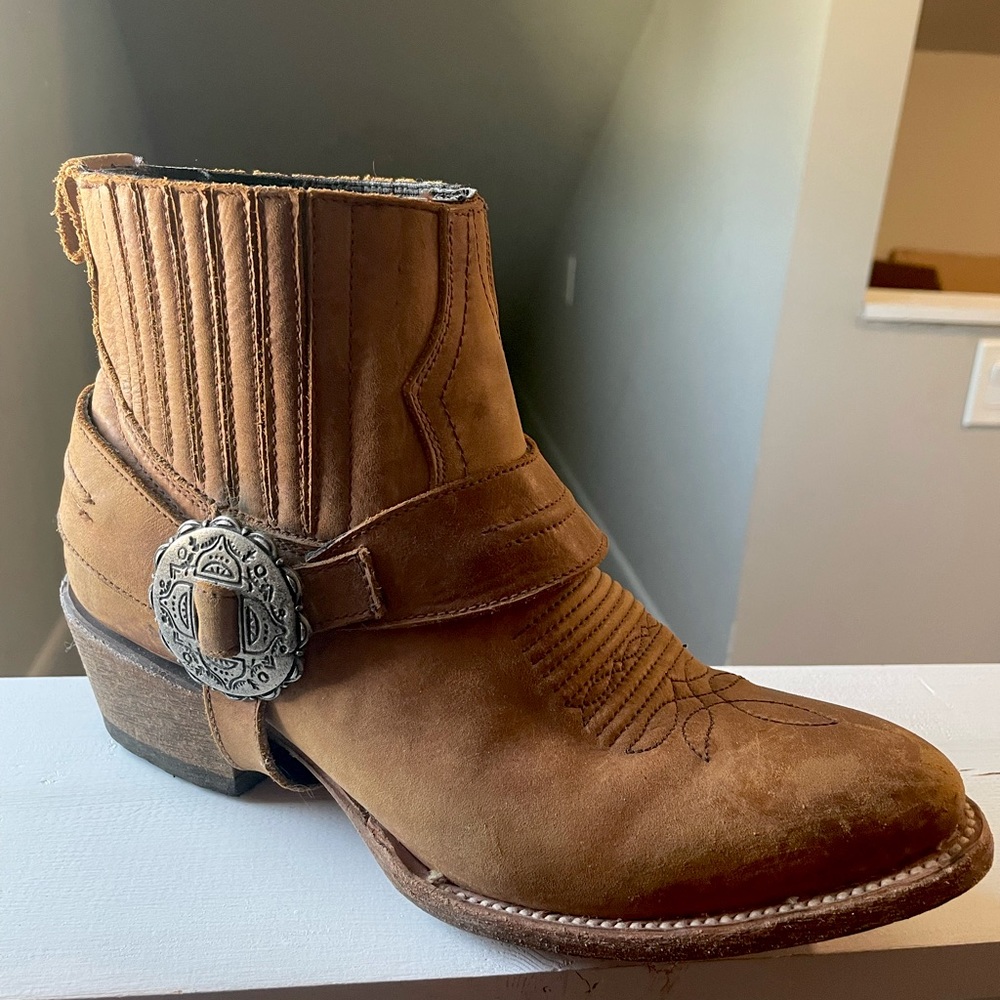 Matisse Judd Leather Boots